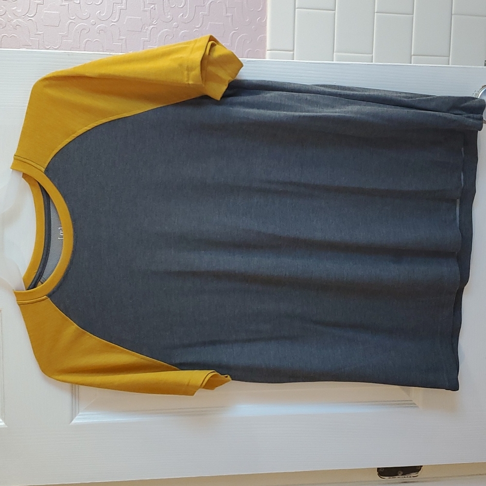 Tee shirt - short sleeve